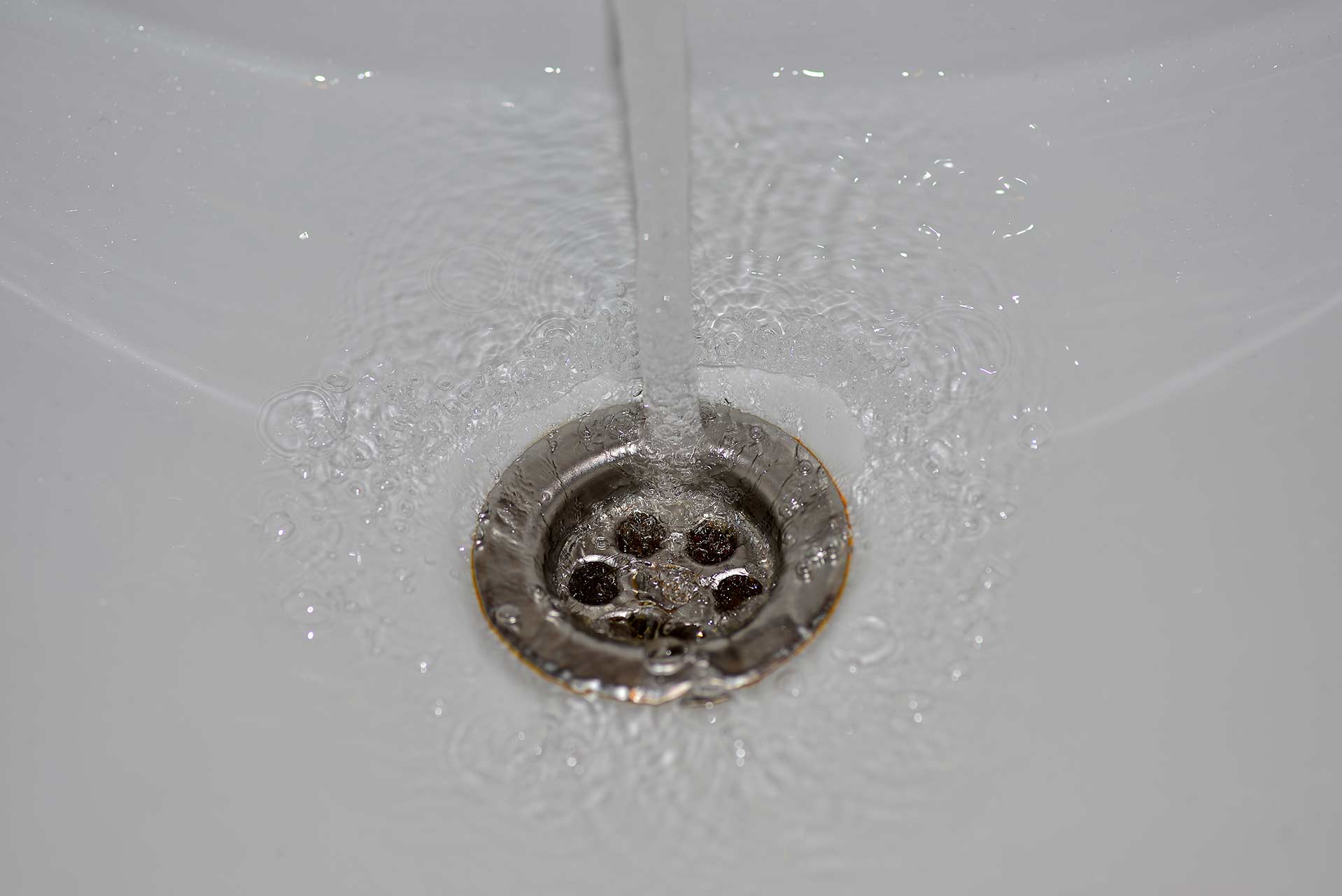 A2B Drains provides services to unblock blocked sinks and drains for properties in Maidenhead.